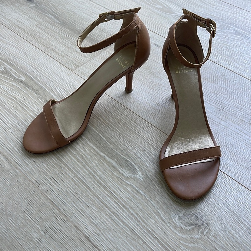 Stuart Weitzman Nude Heels